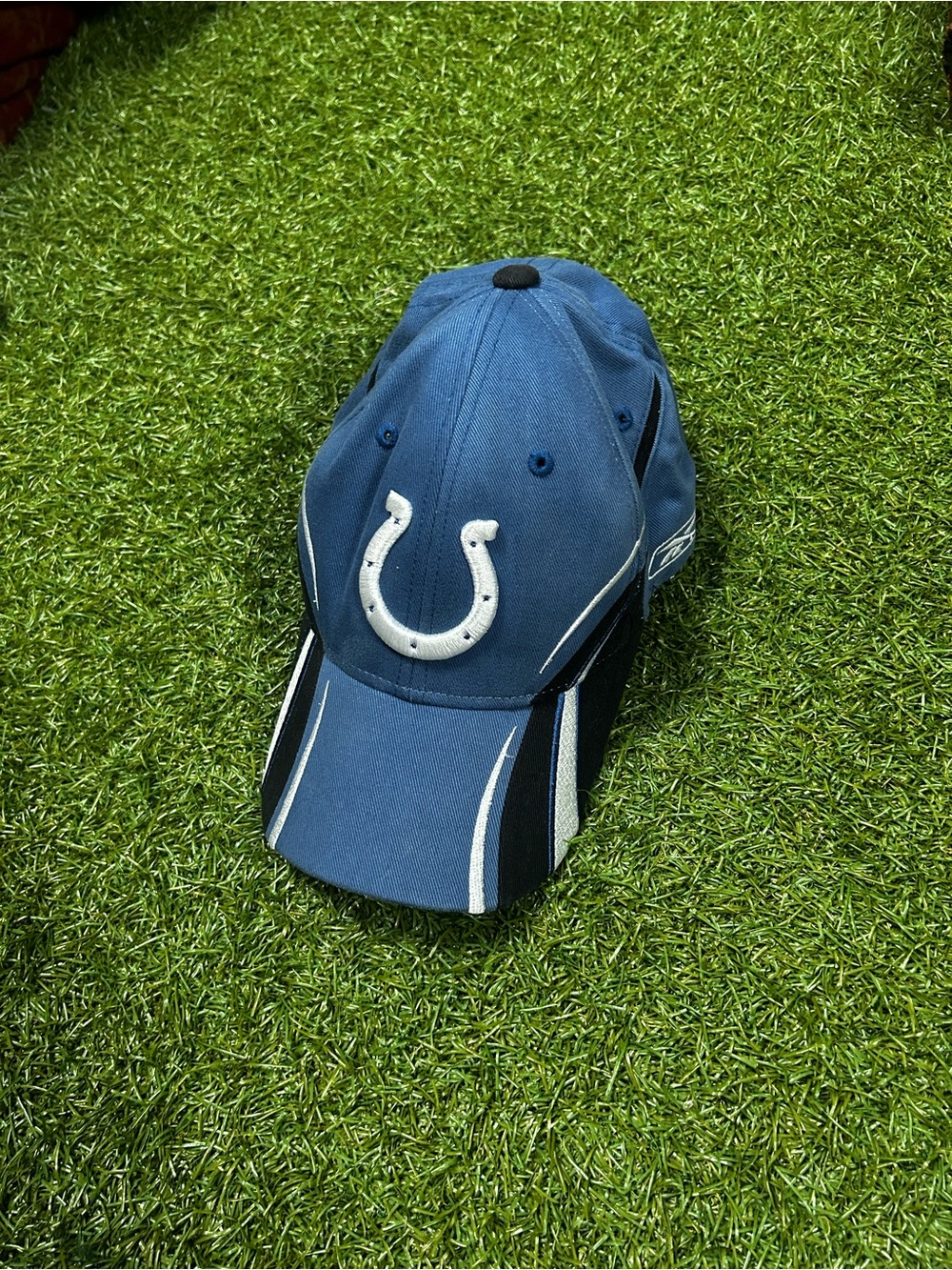 Y2K Reebok colts snapback